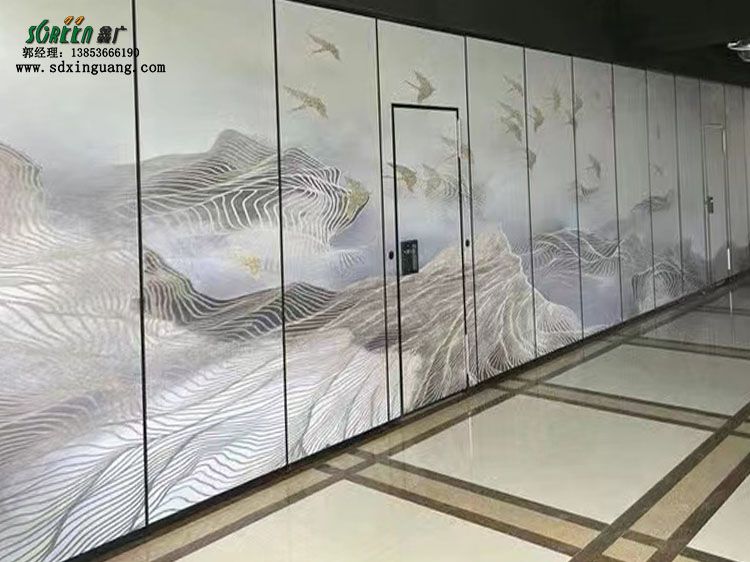 濰坊活動隔斷廠家酒店活動隔斷墻，展廳折疊推拉門，移動屏風高隔